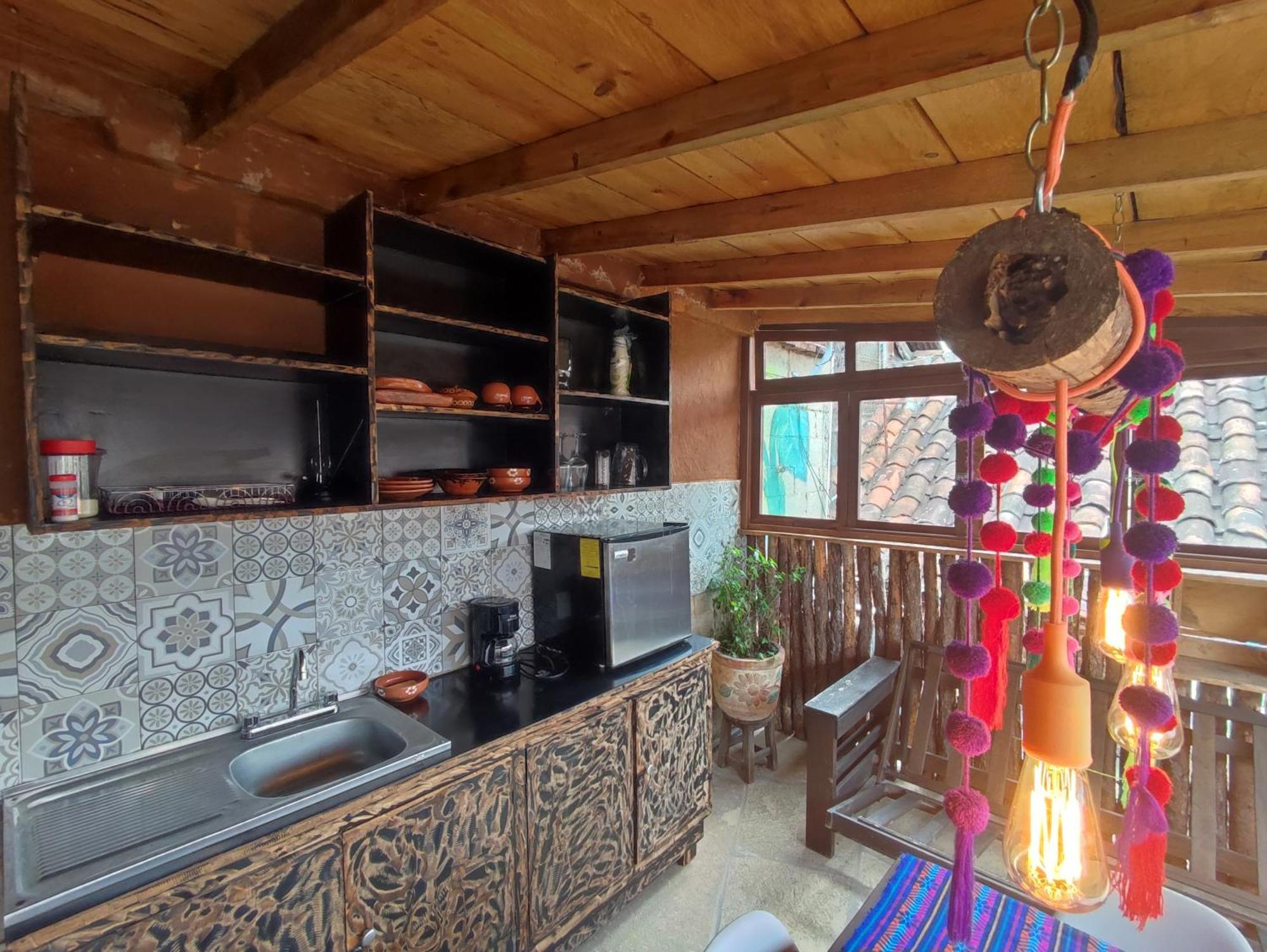 Hostal Ikal Сан-Кристобаль-де-Ла-Касас Экстерьер фото